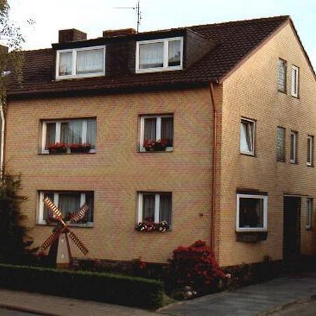 Privat-Pension-Doemens Aquisgrana Esterno foto